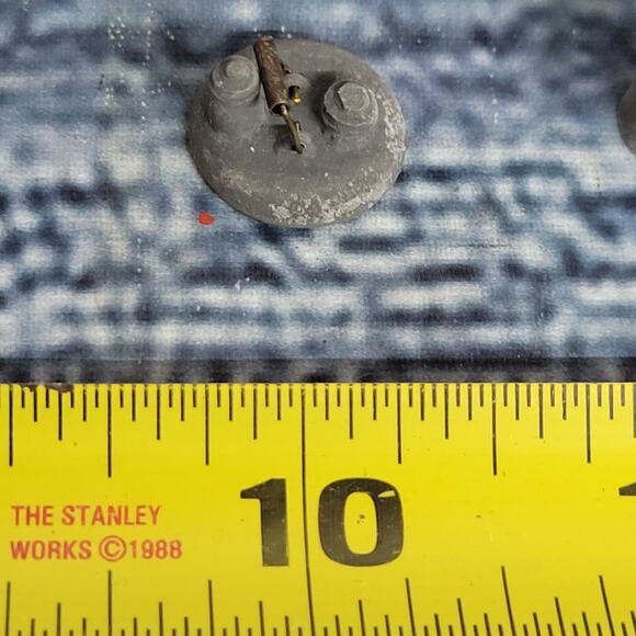 Vintage 3 pieces Rare mini Collectible lead and brass oil cans and grease gun - Picture 5 of 7